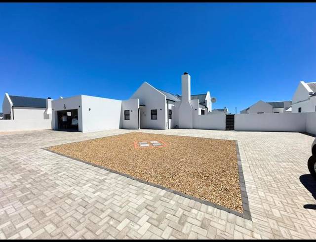 3 BEDROOM HOUSE FOR SALE IN LAAIPLEK